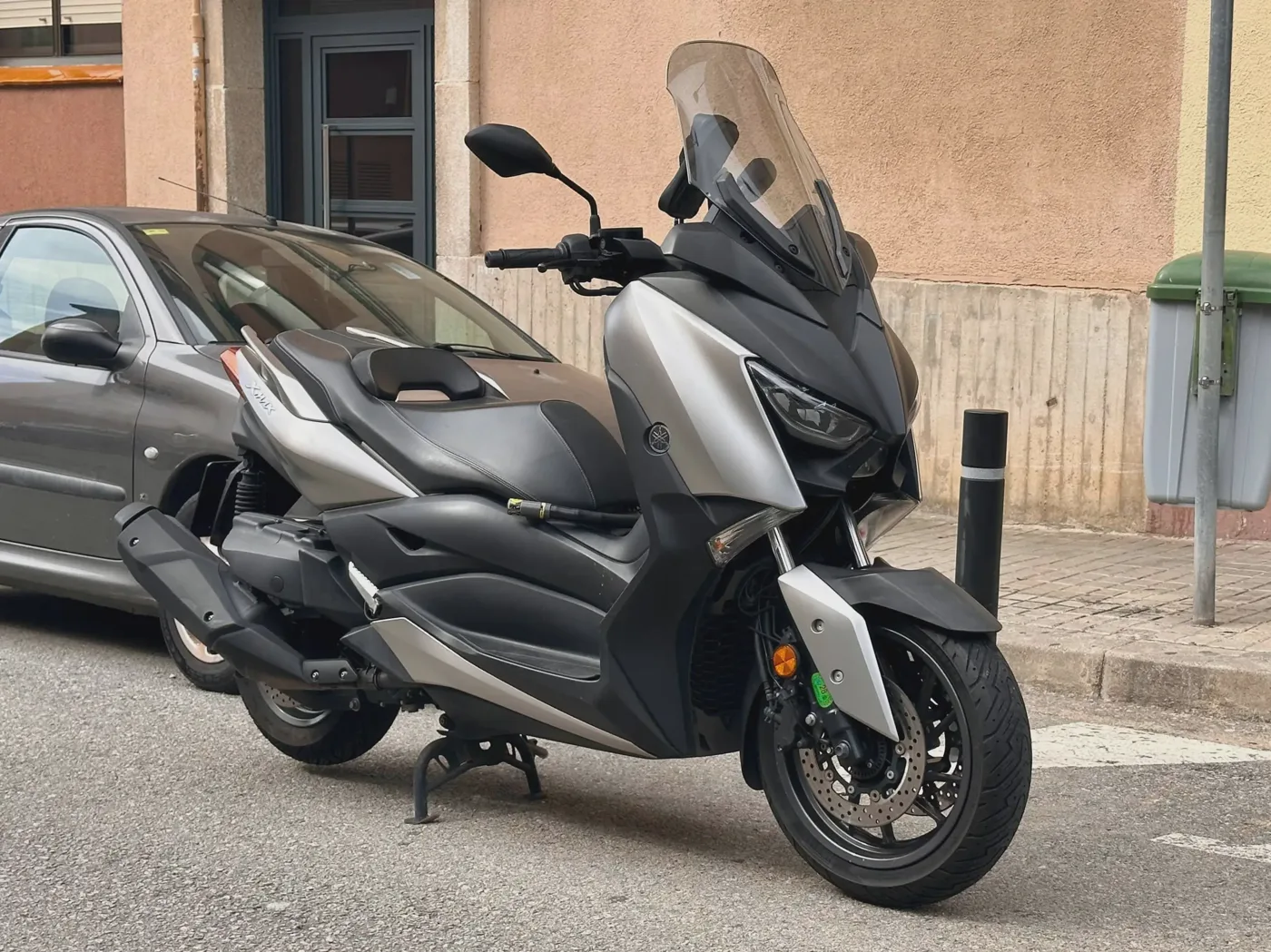 Yamaha XMAX 400 - Vista 1
