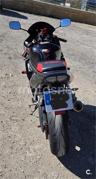 Yamaha YZF-R6 4300 € 2006 Alicante - 1