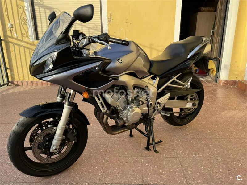 Yamaha FZ6 Fazer 2700 € 2006 Navarra - 1