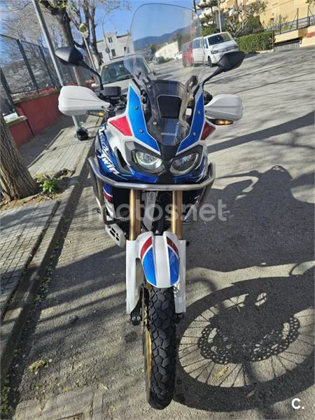 Honda CRF1000L Africa Twin 8900 € 2018 Barcelona - 1