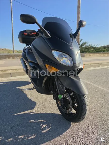 Yamaha TMAX 500 - Vista 1