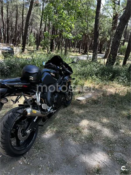 Honda CBR1000RR Fireblade 6000 € 2006 Madrid - 1