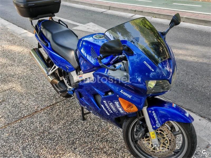 Honda VFR800F 2000 € 2000 Zaragoza - 1