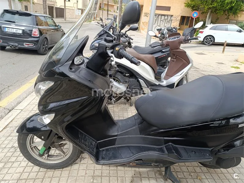 Suzuki Burgman 125 - Vista 1