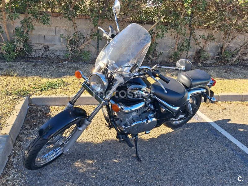 Suzuki Intruder LC 250 1100 € 2002 Almería - 1