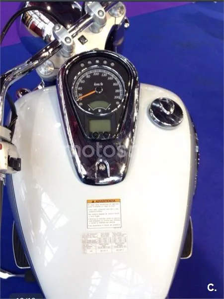 Suzuki Intruder C800 7200 € 2014 Madrid - 1