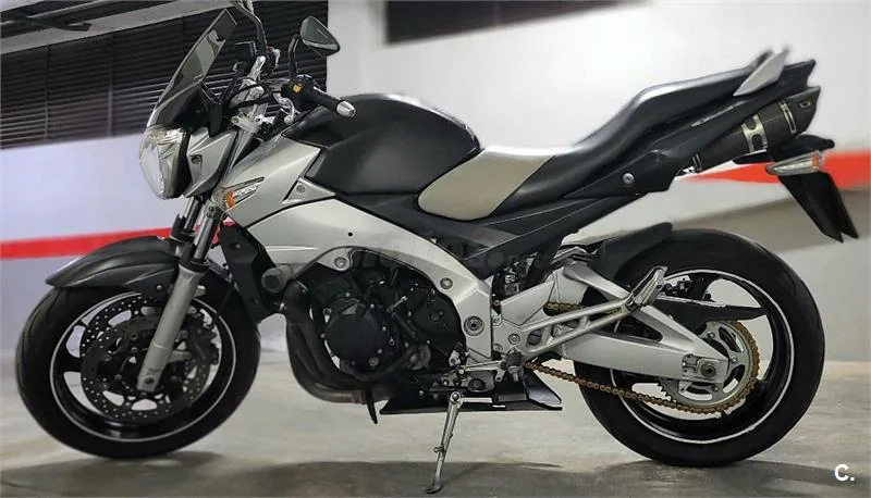 Suzuki GSR600 2400 € 2006 Murcia - 1