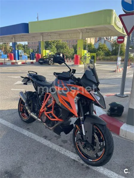 KTM 1290 Super Duke GT 15.400 € 2023 Valencia - 1