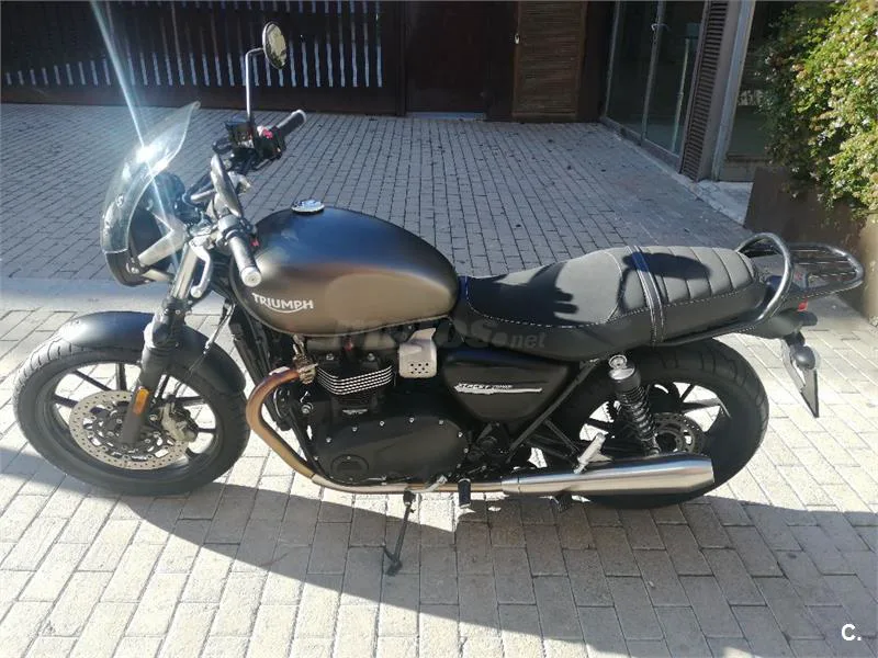 Triumph Street Twin 6000 € 2019 Barcelona - 1