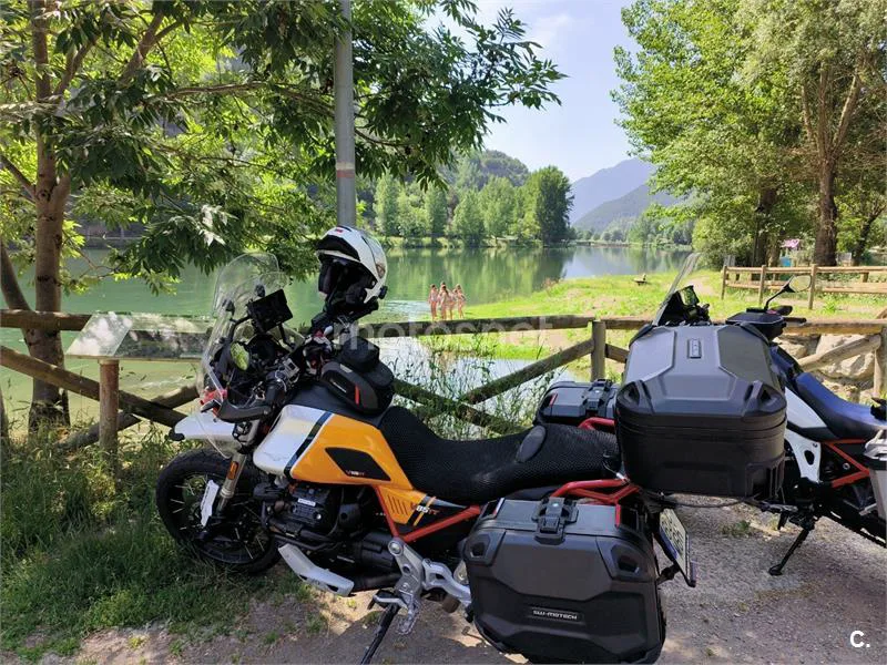 Moto Guzzi V85 TT 7500 € 2022 Cádiz - 1