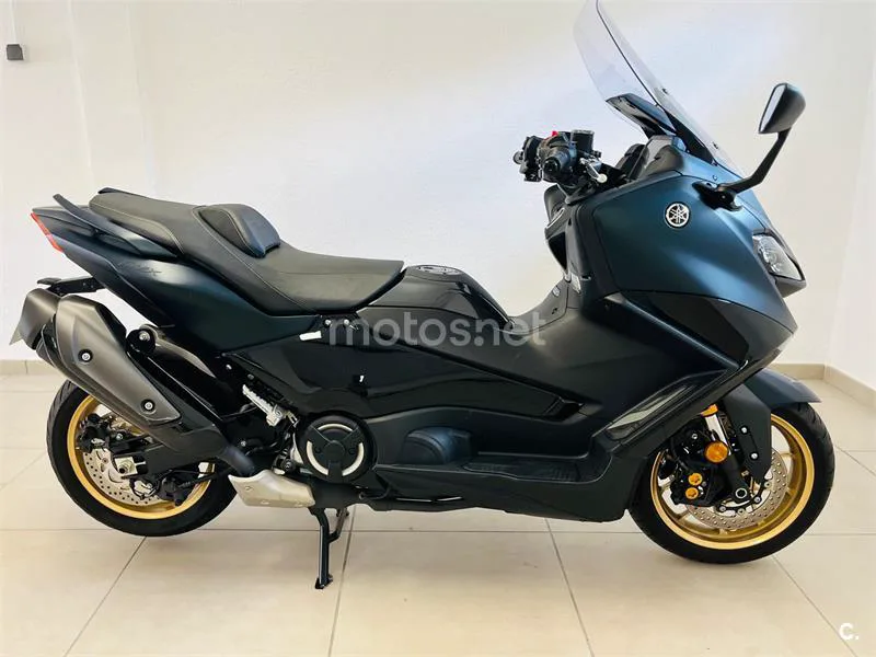 Yamaha TMAX 560 - Vista 1