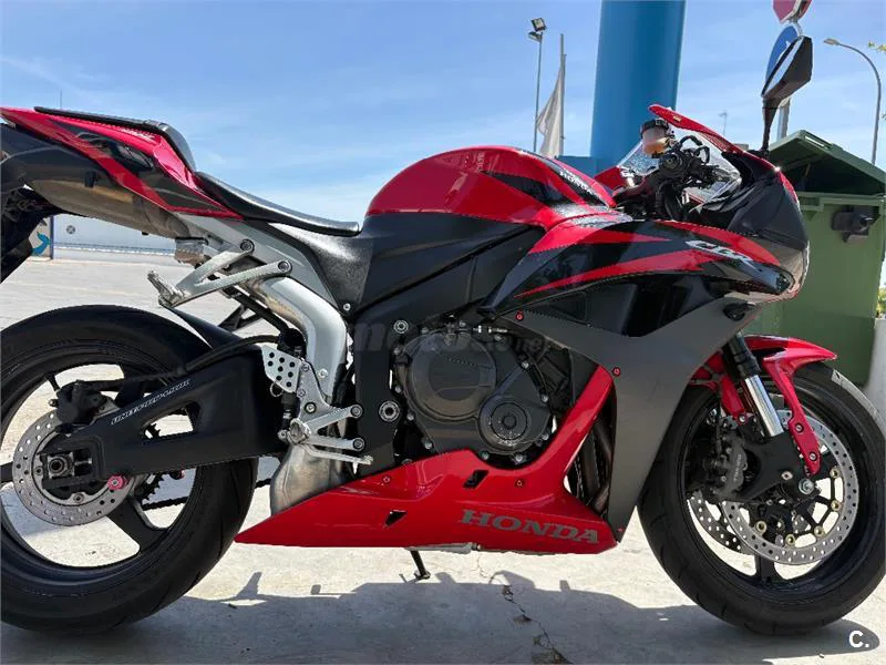 Honda CBR600RR 4990 € 2010 Badajoz - 1