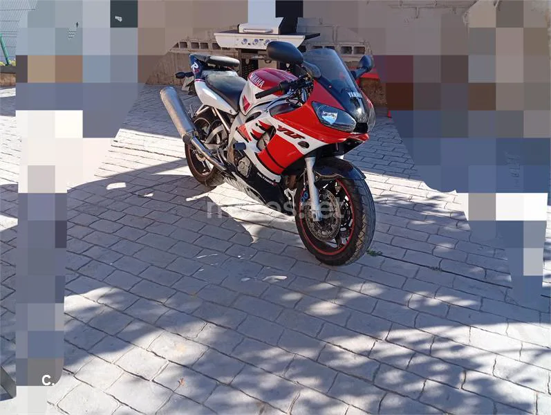 Yamaha YZF-R6 3100 € 2001 León - 1