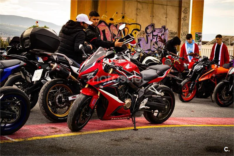 Honda CBR650R - Vista 1