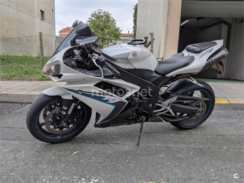 Yamaha YZF-R1 7600 € 2007 Pontevedra - 1