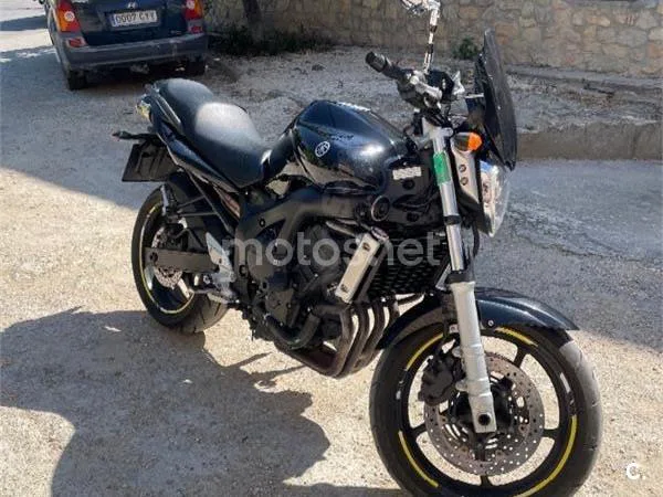 Yamaha FZ6 Fazer - Vista 1