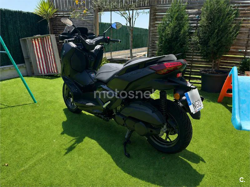 Yamaha XMAX 125 5800 € 2025 Badajoz - 1