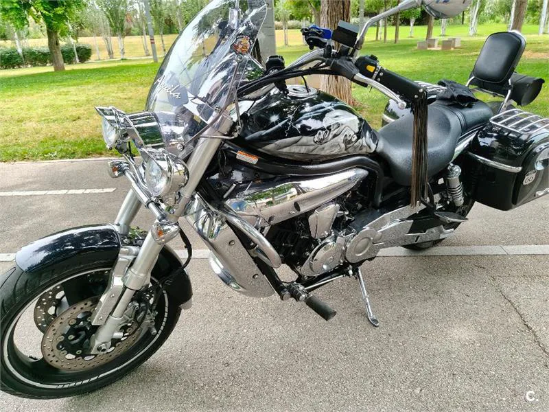 Hyosung Aquila GV 650 1200 € 2008 Barcelona - 1