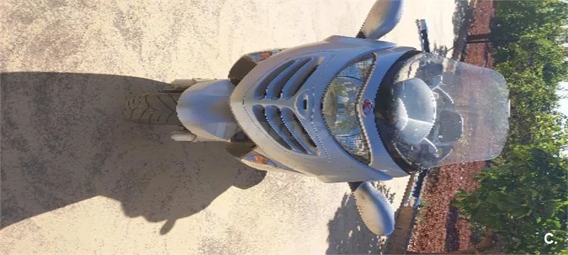Kymco Grand Dink 125 - Vista 1