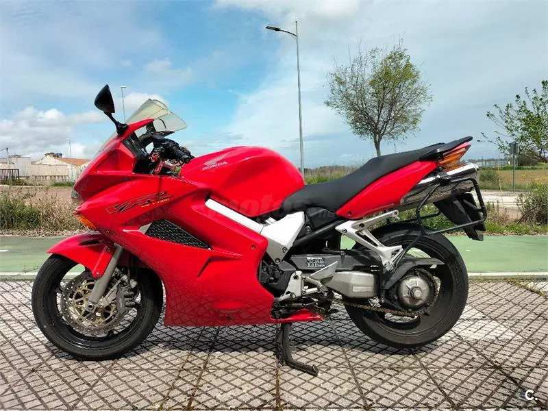 Honda VFR800F 2100 € 2003 Badajoz - 1