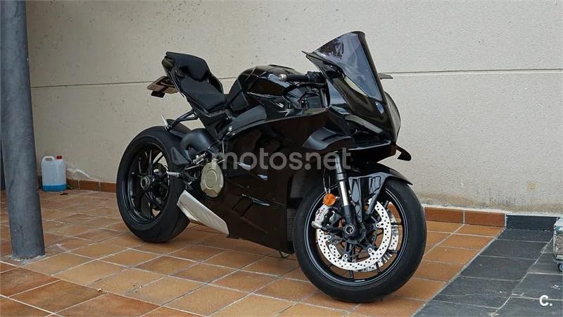 Ducati Panigale V4 24.000 € 2024 Madrid - 1