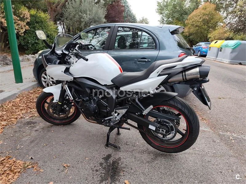 Yamaha FZ6 Fazer S2 - Vista 1