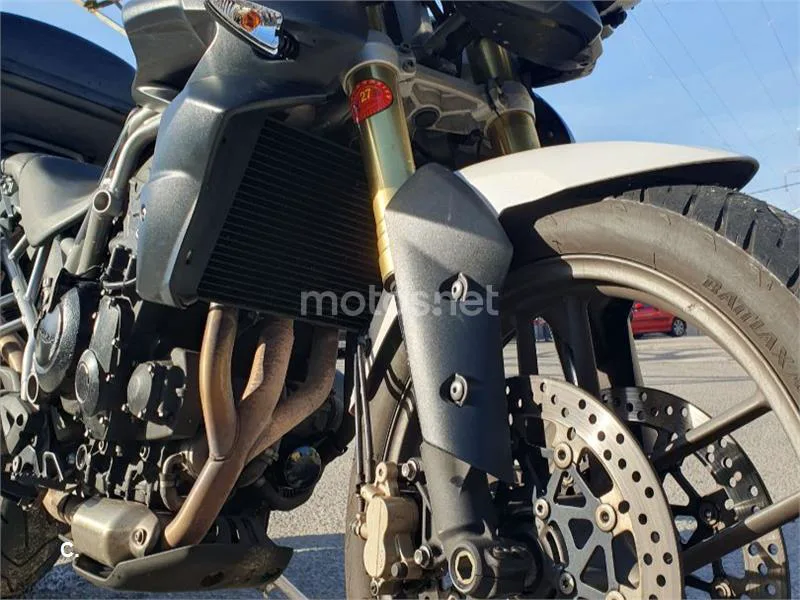 Triumph Tiger 800 4600 € 2011 Barcelona - 1