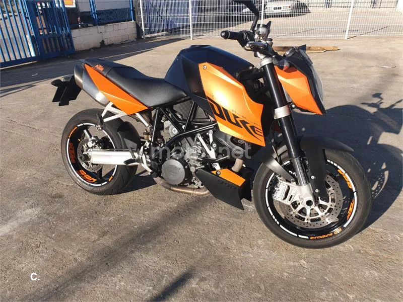 KTM 990 Super Duke - Vista 1
