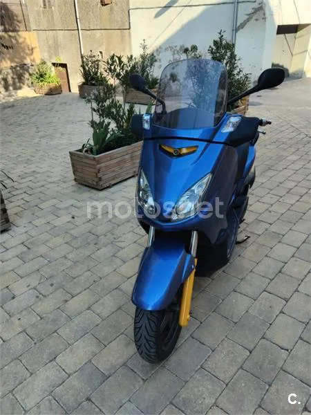 Yamaha XMAX 125 1200 € 2008 Girona - 1