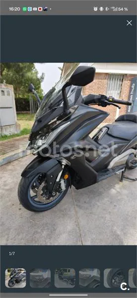 Kymco AK 550 - Vista 1