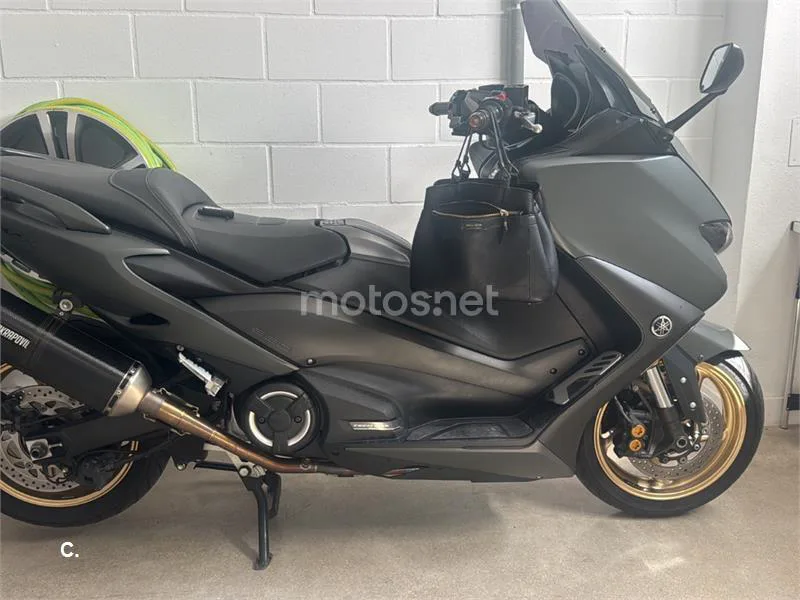 Yamaha TMAX 560 - Vista 1