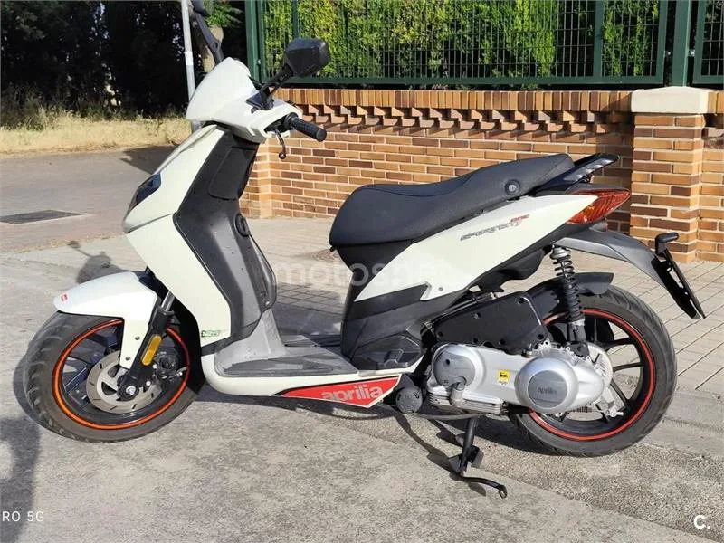 Aprilia Sportcity One 125 1600 € 2012 Albacete - 1