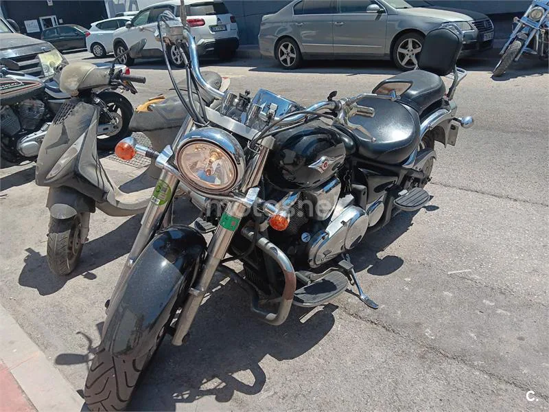 Kawasaki VN900 Custom - Vista 1