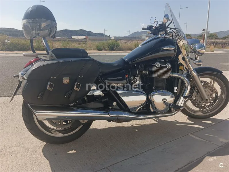 Triumph Thunderbird 1600 - Vista 1