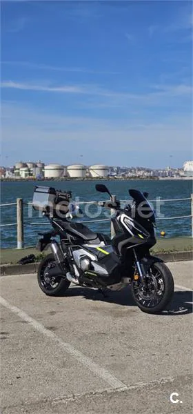 Honda X-ADV - Vista 1