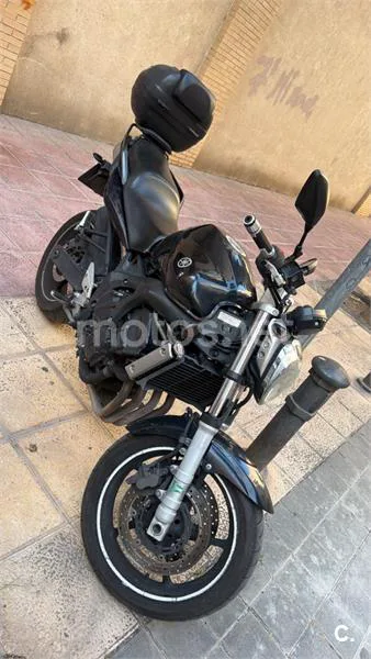 Yamaha FZ6 - Vista 1