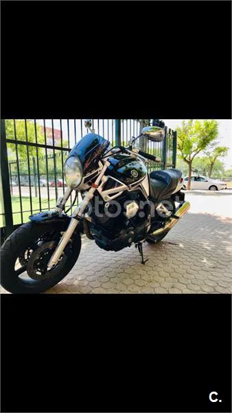 Yamaha BT1100 Bulldog - Vista 1