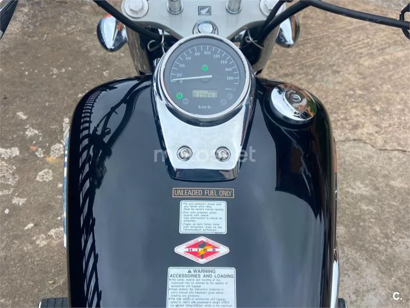 Honda Shadow 750 - Vista 1