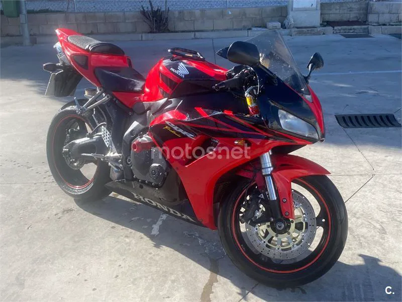 Honda CBR1000RR Fireblade - Vista 1