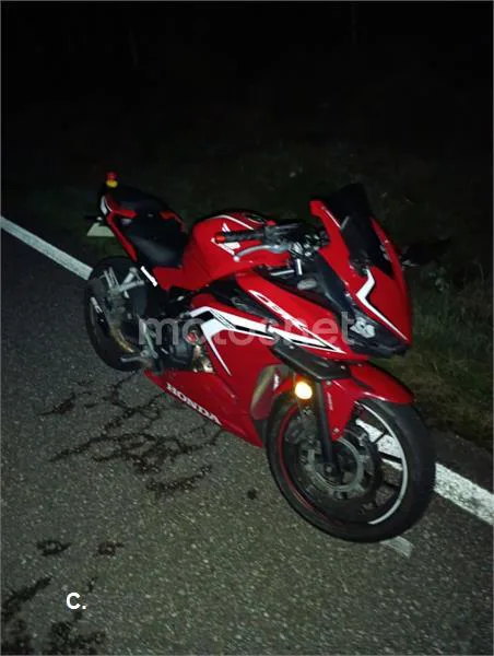 Honda CBR500R 4850 € 2019 Pontevedra - 1