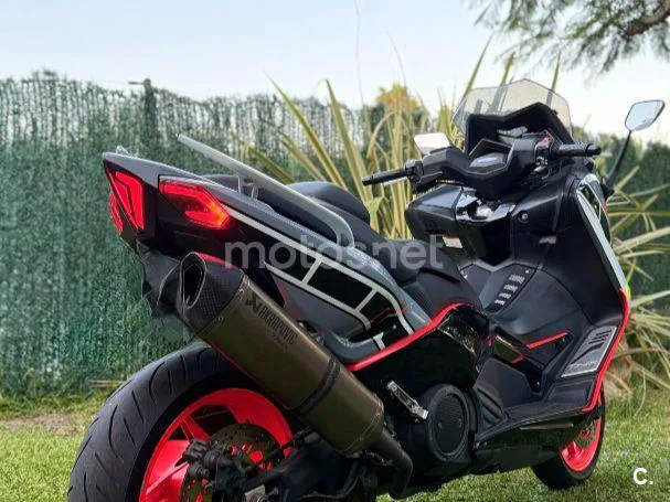 Yamaha TMAX 530 - Vista 1