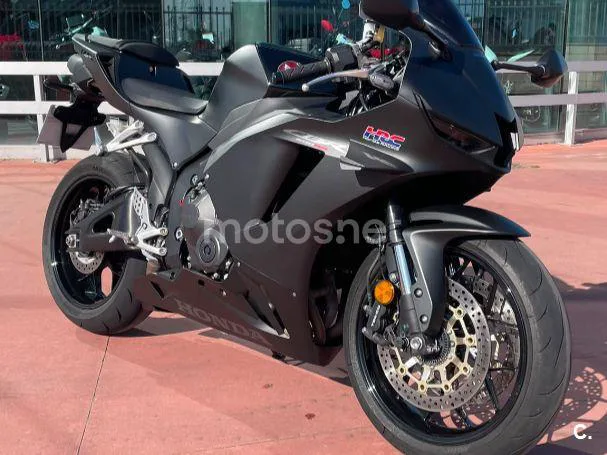 Honda CBR600RR - Vista 1