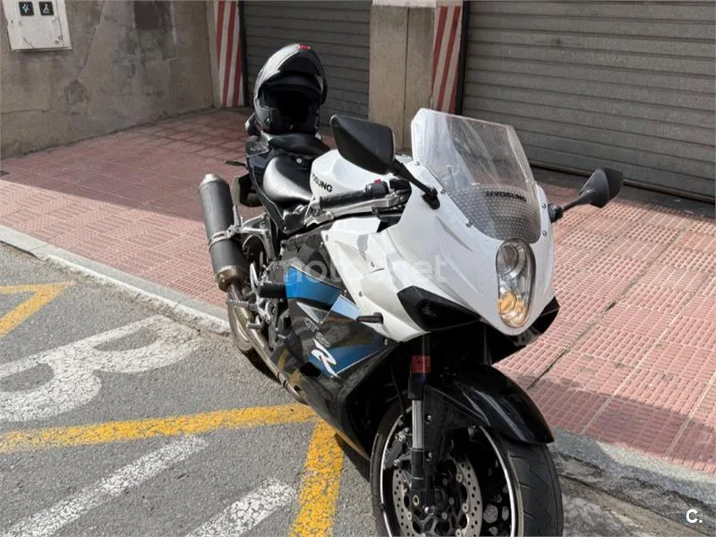 Hyosung GT 650 R Comet 2300 € 2010 Salamanca - 1