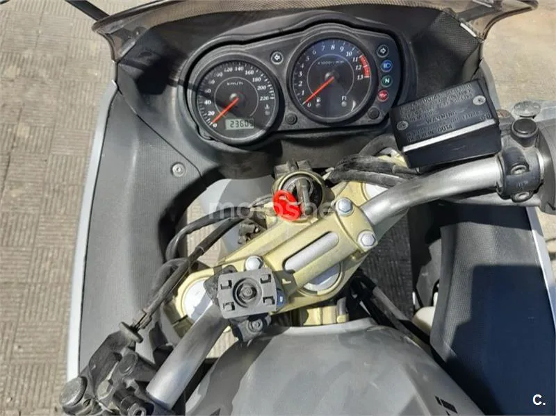 Kawasaki ER-6f - Vista 1