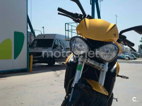 Triumph Street Triple 6200 € 2019 Málaga - 1