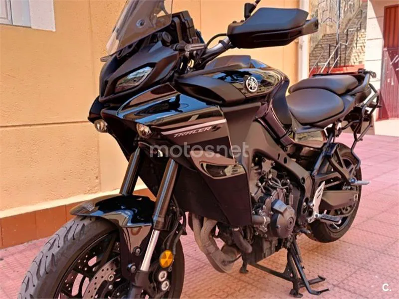Yamaha Tracer 9 - Vista 1