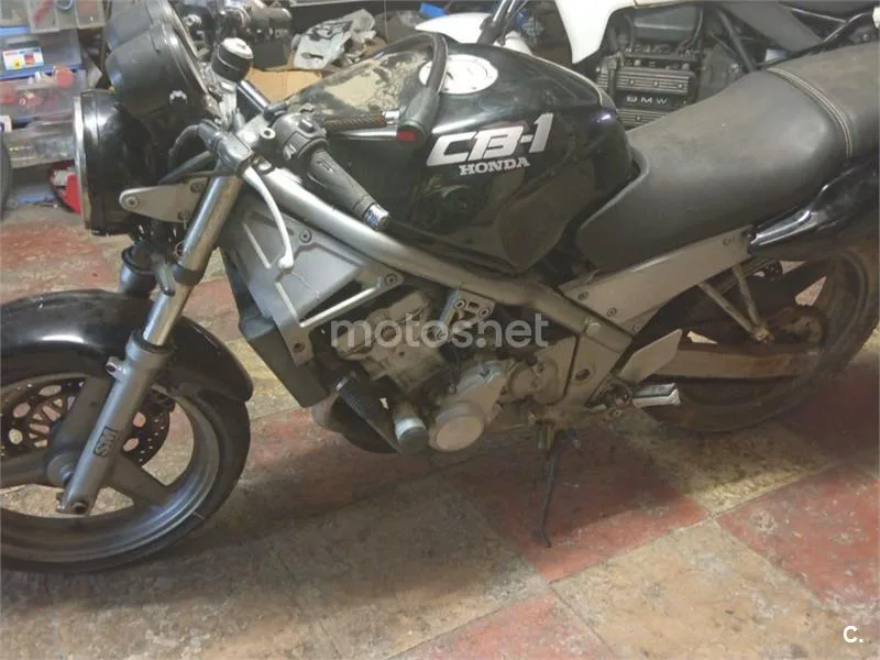 Honda CB-1 - Vista 1