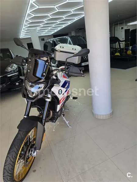 BMW F 900 GS - Vista 1