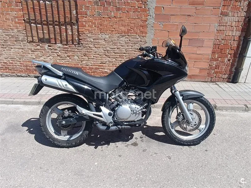 Honda XL125V Varadero 2800 € 2010 Valladolid - 1