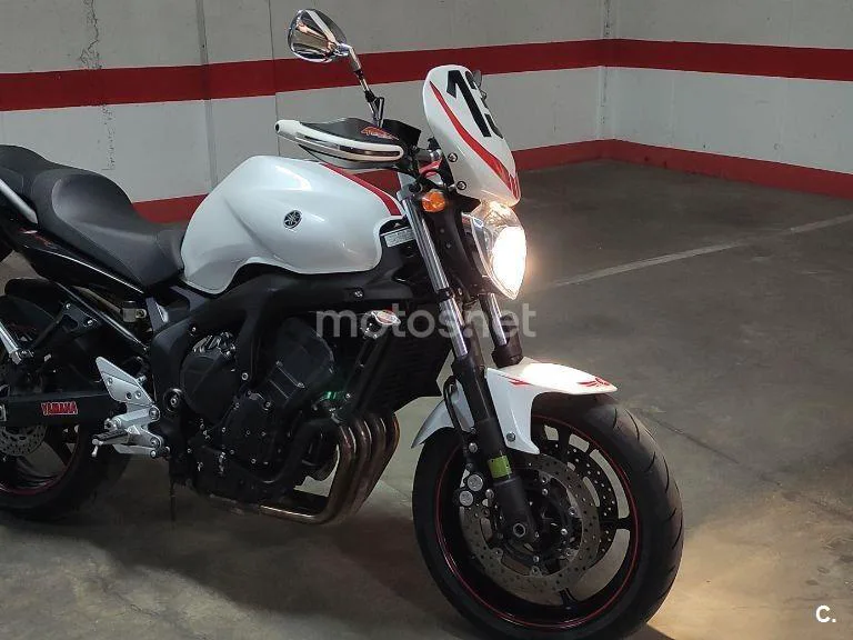 Yamaha FZ6 Fazer S2 - Vista 1